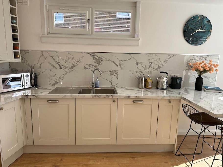 Stylish, Smart & Fun 4 Bed Home Londyn Zewnętrze zdjęcie