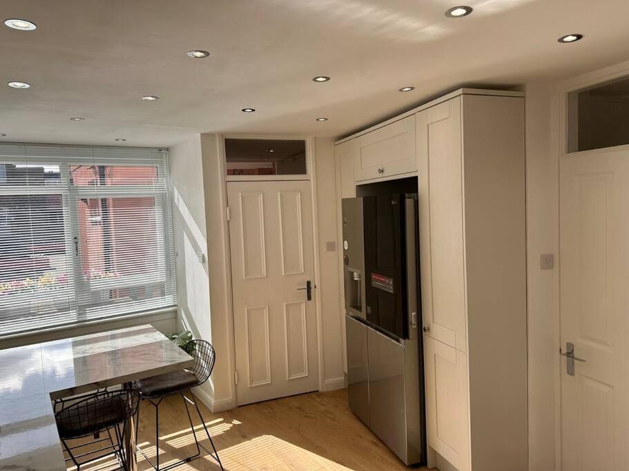 Stylish, Smart & Fun 4 Bed Home Londyn Zewnętrze zdjęcie