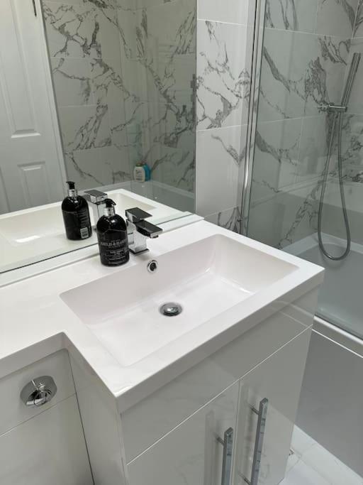 Stylish, Smart & Fun 4 Bed Home Londyn Zewnętrze zdjęcie