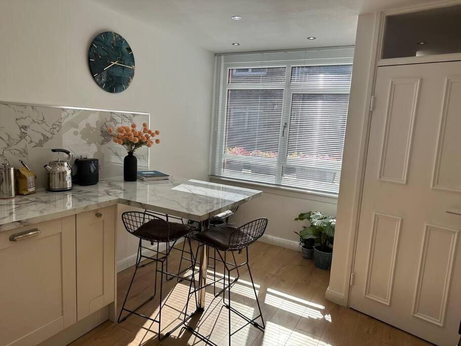Stylish, Smart & Fun 4 Bed Home Londyn Zewnętrze zdjęcie